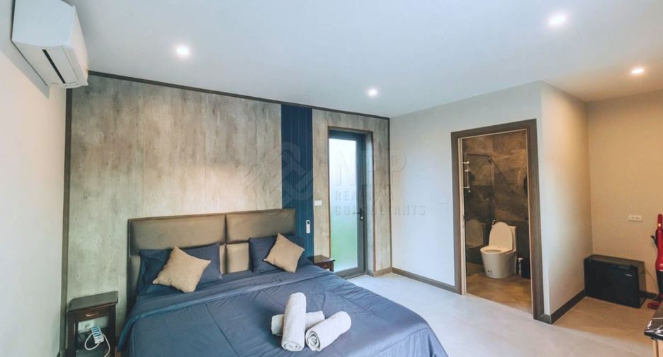 For sale 5 bedrooms house in Hua Hin, Prachuap Khiri Khan