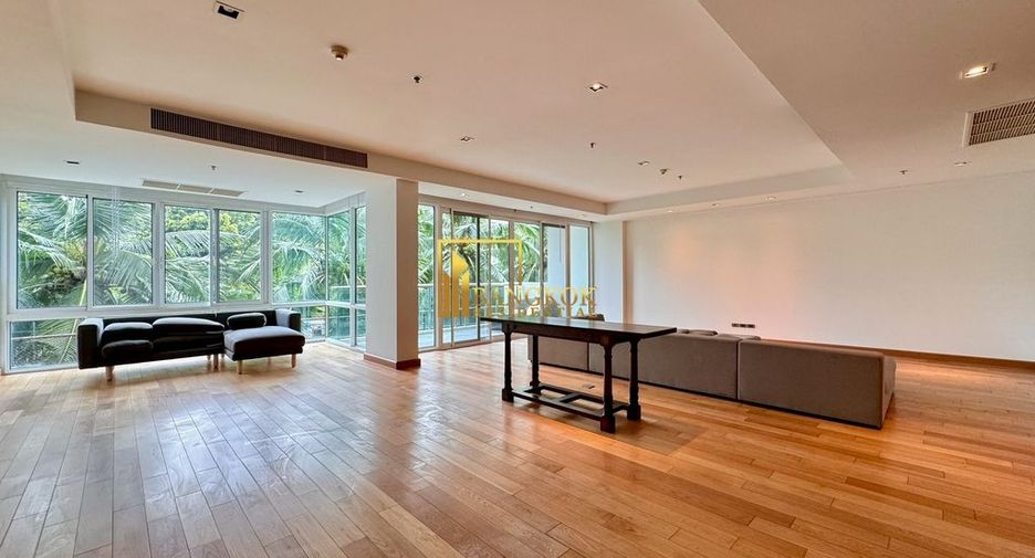 Condo en alquiler de 4 habitaciones en Khlong Toei, Bangkok