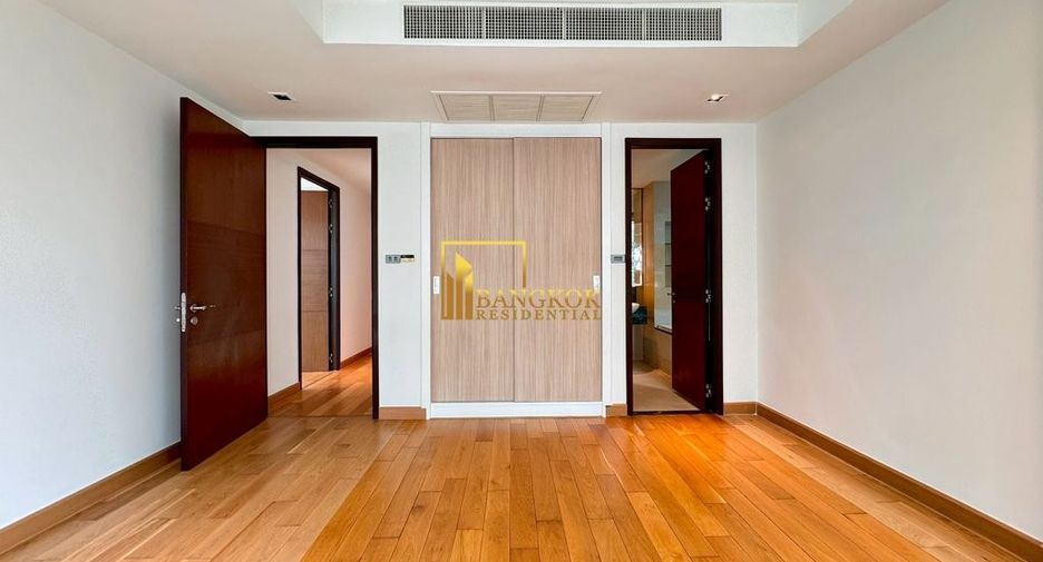 Condo en alquiler de 4 habitaciones en Khlong Toei, Bangkok