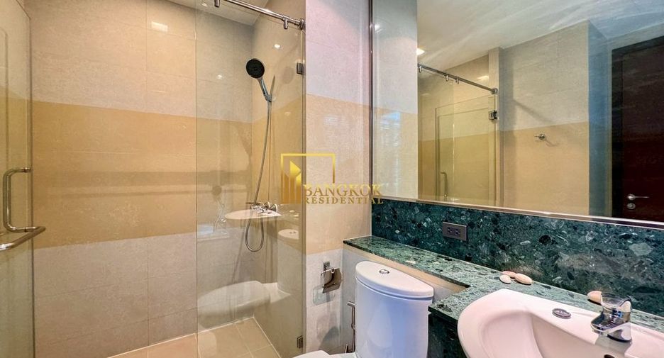 Condo en alquiler de 4 habitaciones en Khlong Toei, Bangkok