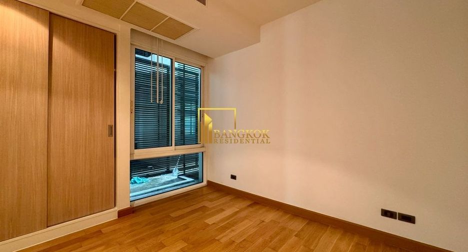 Condo en alquiler de 4 habitaciones en Khlong Toei, Bangkok