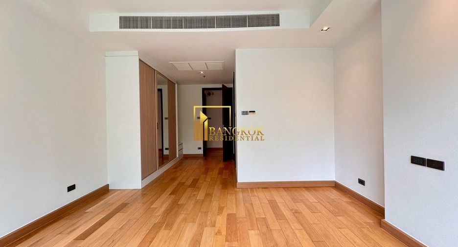 Condo en alquiler de 4 habitaciones en Khlong Toei, Bangkok