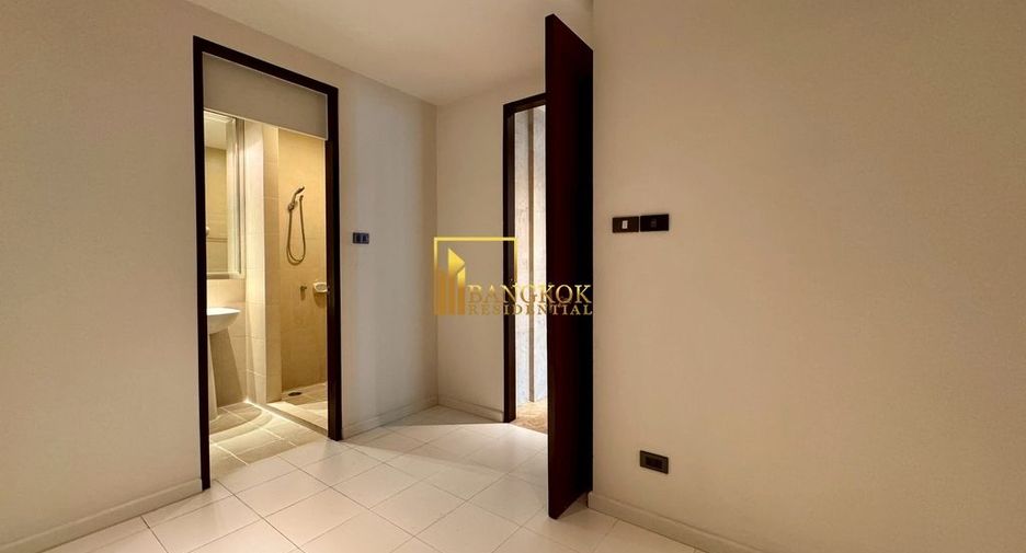 Condo en alquiler de 4 habitaciones en Khlong Toei, Bangkok