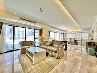 For rent 3 bedrooms condo in Khlong Toei, Bangkok