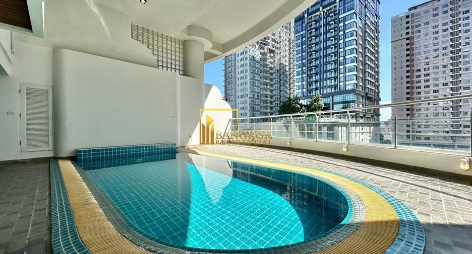 Condo en alquiler de 3 habitaciones en Khlong Toei, Bangkok