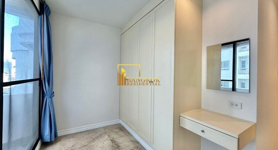 Condo en alquiler de 3 habitaciones en Khlong Toei, Bangkok