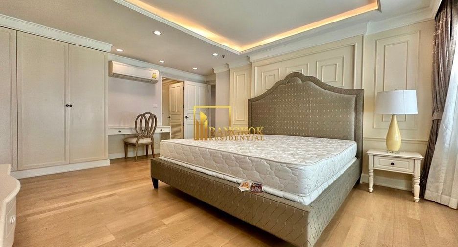 Condo en alquiler de 3 habitaciones en Khlong Toei, Bangkok