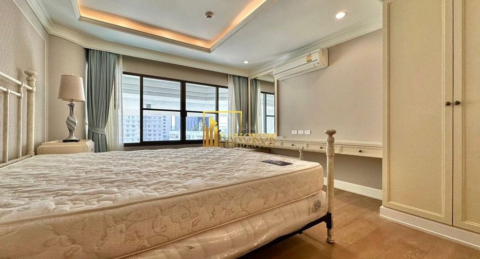 Condo en alquiler de 3 habitaciones en Khlong Toei, Bangkok