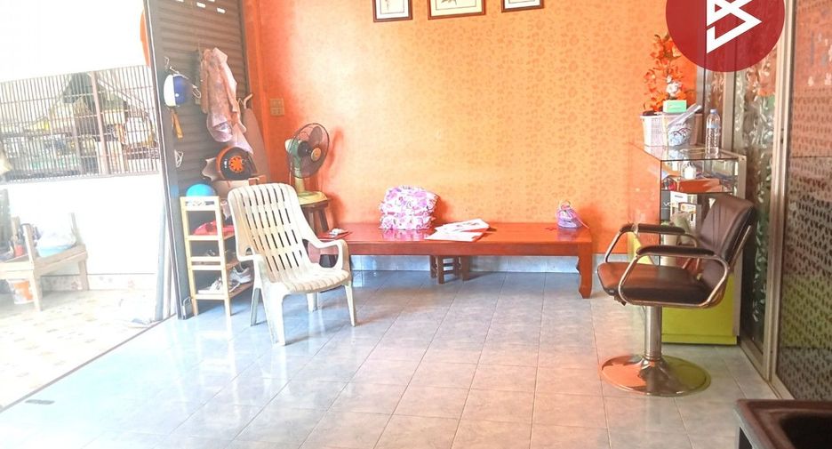 For sale 3 bedrooms retail Space in Mueang Chon Buri, Chonburi