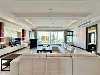 For rent 4 ベッドルーム condo in Khlong Toei, Bangkok