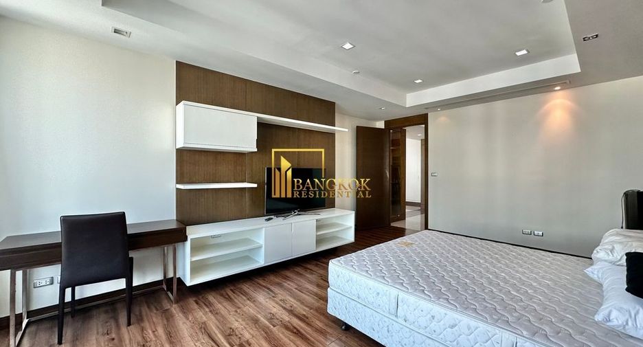 Wohnung zur Miete mit 4 Zimmer in Khlong Toei, Bangkok