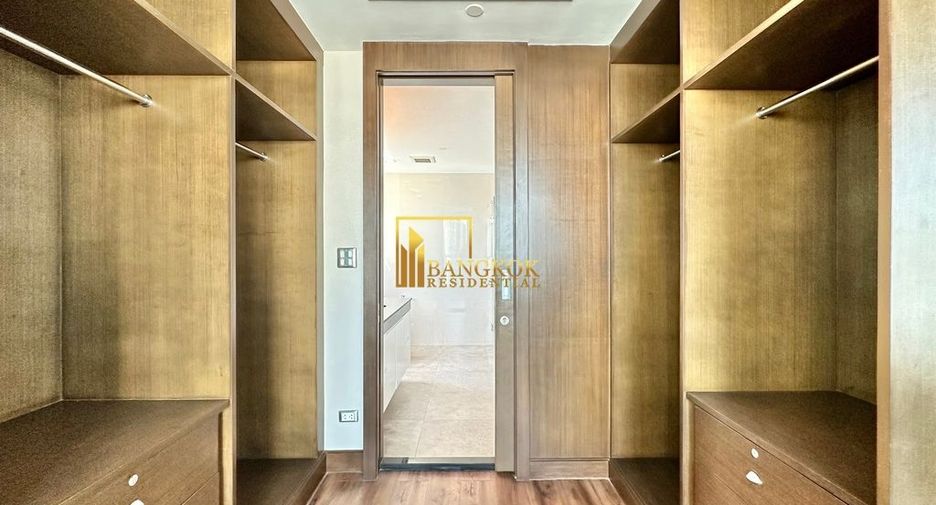 Wohnung zur Miete mit 4 Zimmer in Khlong Toei, Bangkok