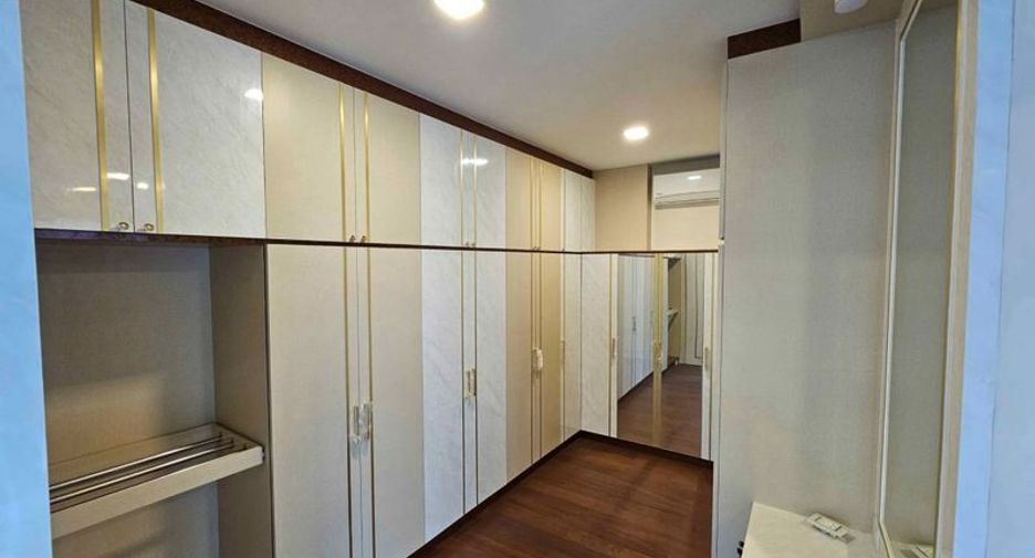 ขาย 4 ห้องนอน บ้านเดี่ยว ใน เมืองชลบุรี, ชลบุรี