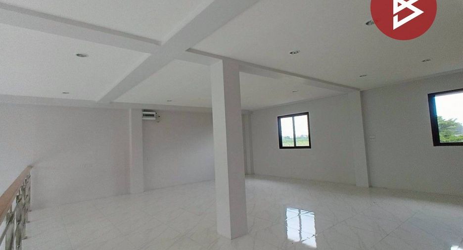 For sale office in Khan Na Yao, Bangkok