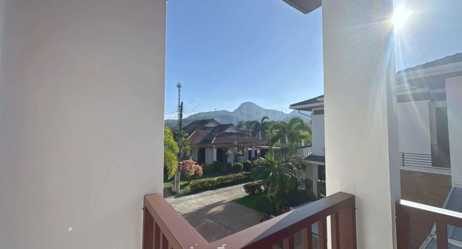Haus zum Kauf mit 4 Zimmer in Hua Hin, Prachuap Khiri Khan