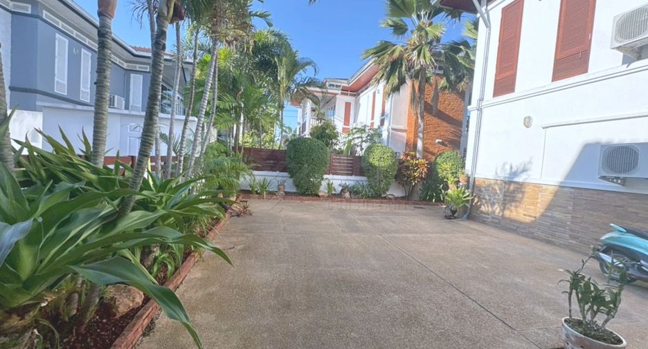 Haus zum Kauf mit 4 Zimmer in Hua Hin, Prachuap Khiri Khan