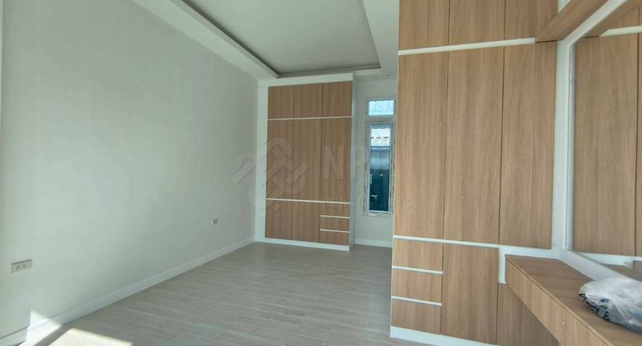 Haus zum Kauf mit 3 Zimmer in Hua Hin, Prachuap Khiri Khan