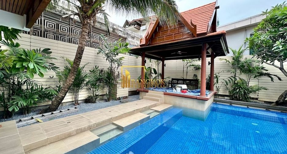 À louer 4 chambres villa à Watthana, Bangkok