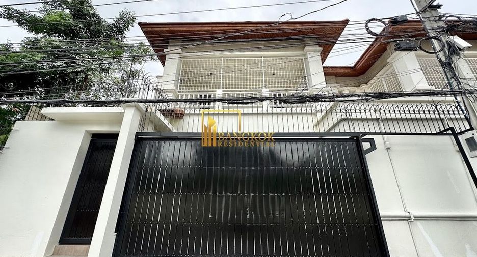 À louer 4 chambres villa à Watthana, Bangkok