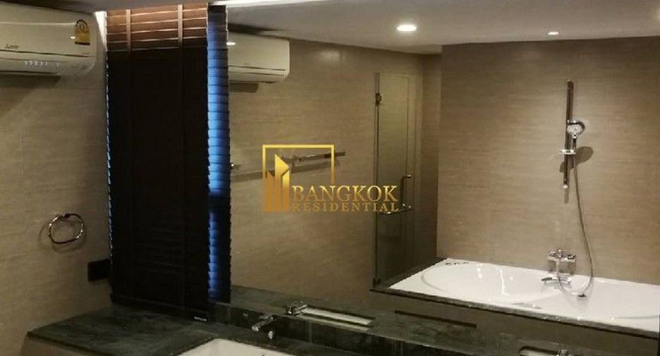 Villa zur Miete mit 6 Zimmer in Watthana, Bangkok