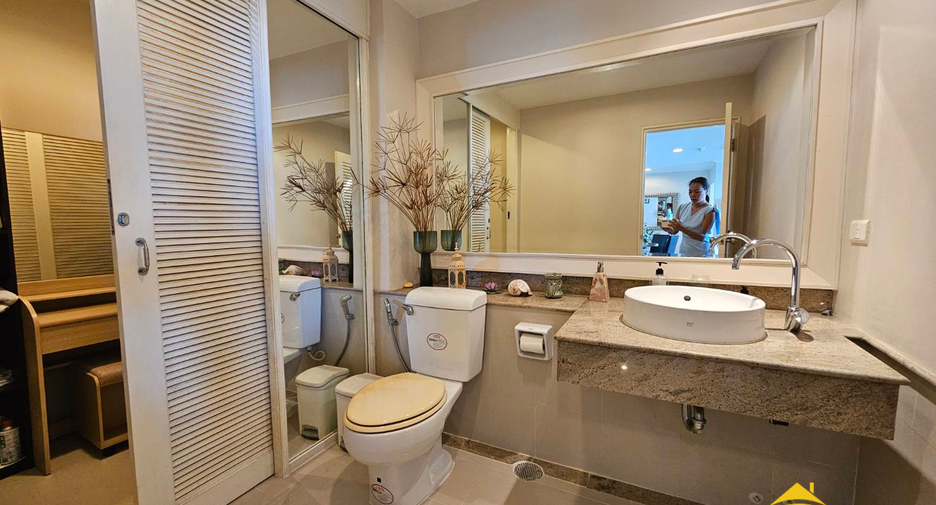 For rent 2 bedrooms condo in Sattahip, Chonburi