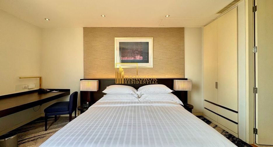 Apartamento con servicios en alquiler de 2 habitaciones en Khlong Toei, Bangkok