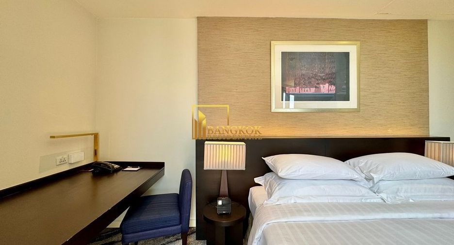 Apartamento con servicios en alquiler de 2 habitaciones en Khlong Toei, Bangkok