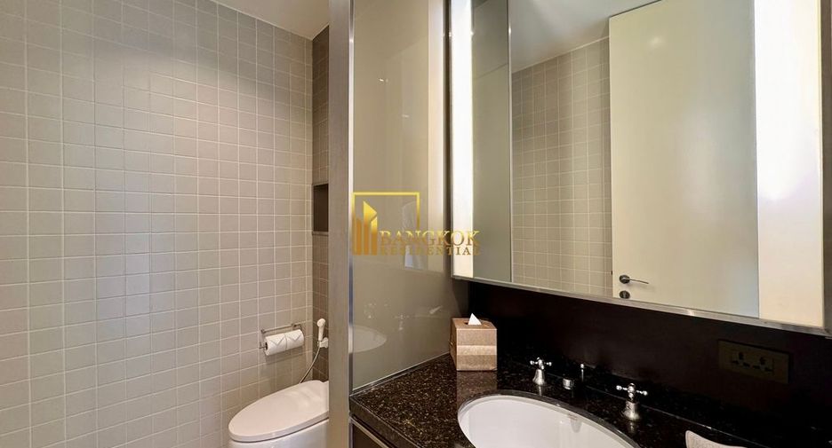 Apartamento con servicios en alquiler de 2 habitaciones en Khlong Toei, Bangkok
