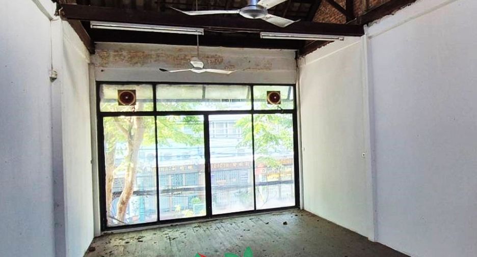 For sale 6 bedrooms retail Space in Phra Nakhon, Bangkok