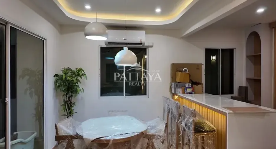 出售 3 卧室 独立屋 在 Bang Lamung, Chon Buri