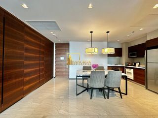 Apartamento con servicios en alquiler de 2 habitaciones en Bang Rak, Bangkok