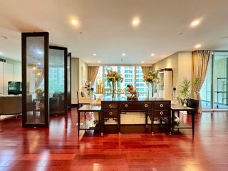 Wohnung zur Miete mit 3 Zimmer in Pathum Wan, Bangkok
