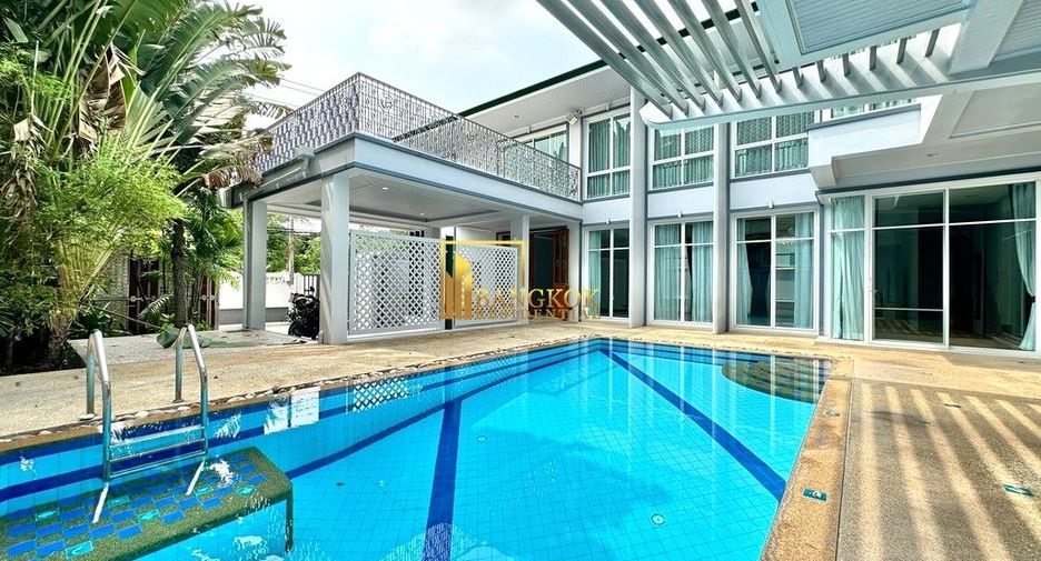 À louer 5 chambres villa à Watthana, Bangkok