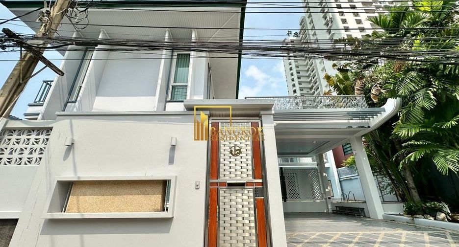 À louer 5 chambres villa à Watthana, Bangkok