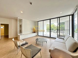 For rent 4 bedrooms apartment in Watthana, Bangkok
