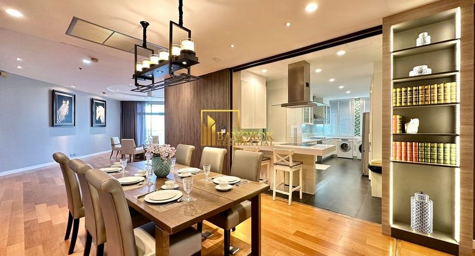 For rent 4 bedrooms condo in Bang Kho Laem, Bangkok