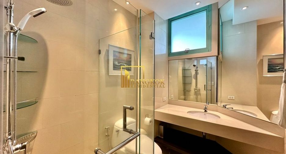 For rent 4 bedrooms condo in Bang Kho Laem, Bangkok