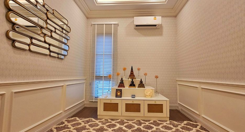 For rent and for sale 5 bedrooms house in Saphan Sung, Bangkok