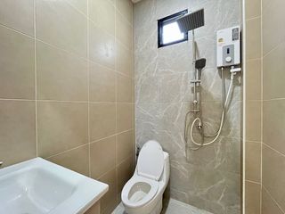 出租 和 出售 2 卧室 独立屋 在 Mueang Krabi, Krabi