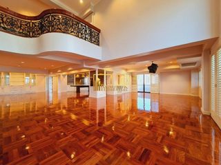 Apartamento con servicios en alquiler de 6 habitaciones en Watthana, Bangkok