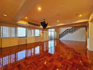 Apartamento con servicios en alquiler de 6 habitaciones en Watthana, Bangkok