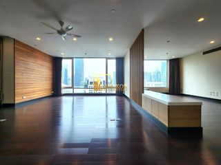 Wohnung zur Miete mit 3 Zimmer in Pathum Wan, Bangkok