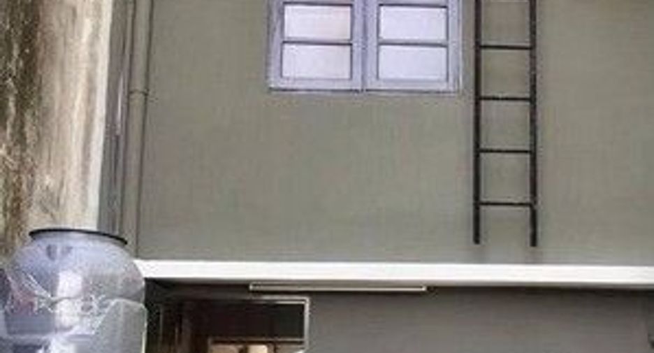 Local comercial en venta de 3 habitaciones en Bang Khae, Bangkok