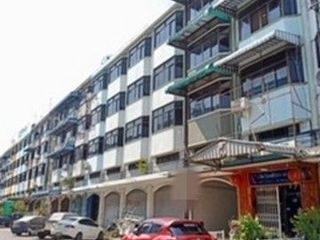 For sale 3 bedrooms retail Space in Bang Khae, Bangkok