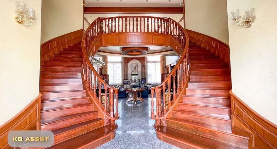 For sale 4 bedrooms villa in Singhanakhon, Songkhla