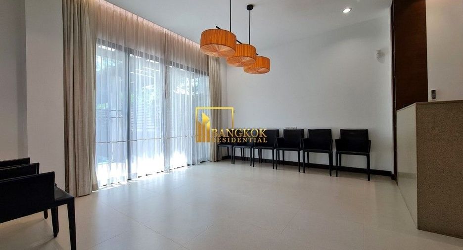 Villa zur Miete mit 3 Zimmer in Watthana, Bangkok