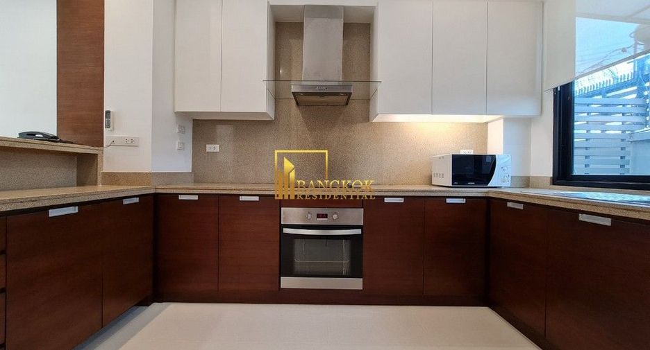 Villa zur Miete mit 3 Zimmer in Watthana, Bangkok