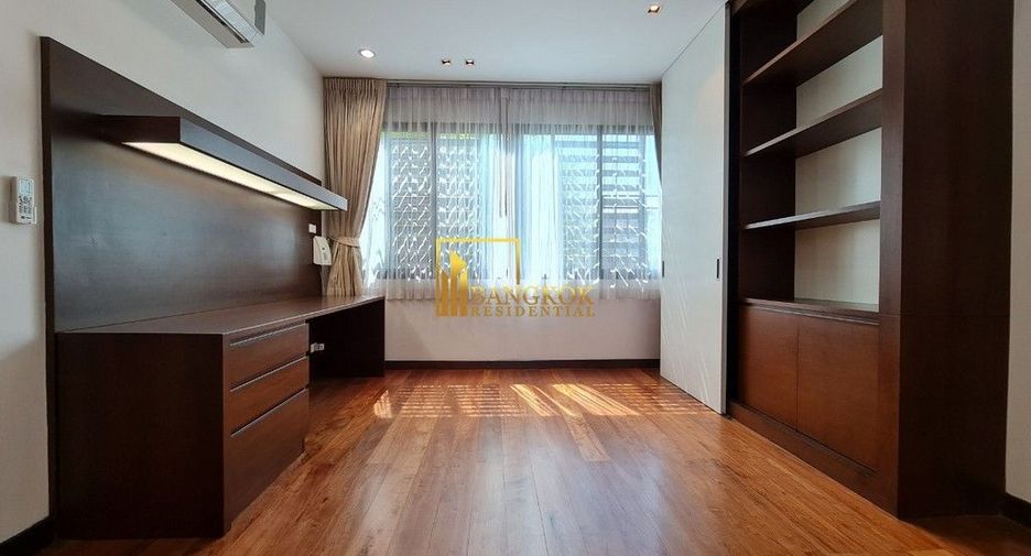 Villa zur Miete mit 3 Zimmer in Watthana, Bangkok