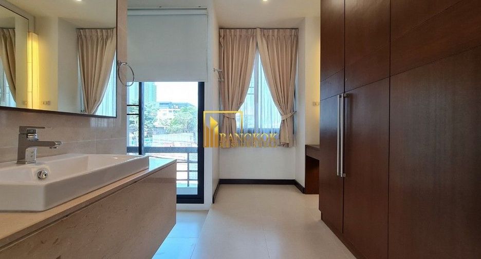 Villa zur Miete mit 3 Zimmer in Watthana, Bangkok