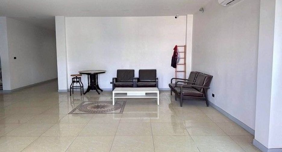 For rent 5 bedrooms warehouse in Bang Phli, Samut Prakan